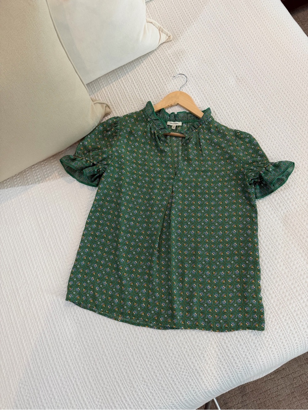 Max Studio Green Floral Ruffle-Sleeve Blouse
